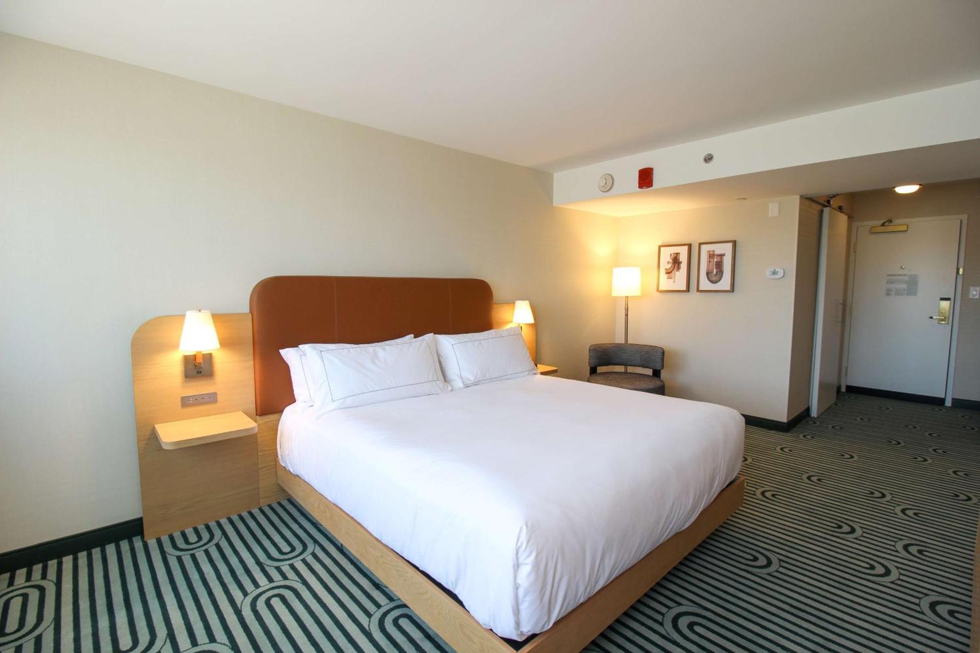 Doubletree By Hilton Clarksville Riverview Eksteriør billede