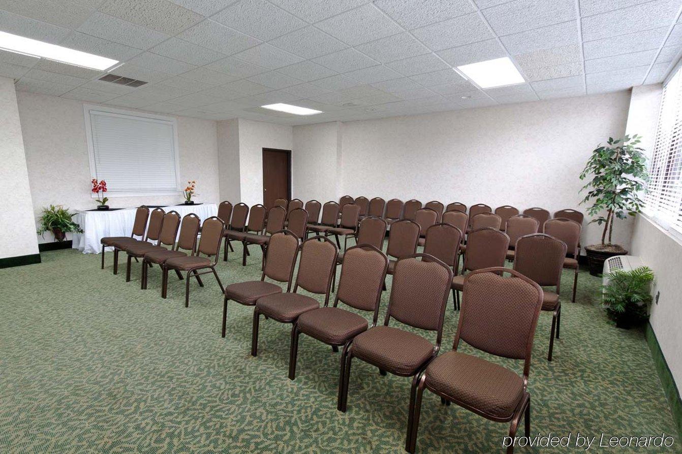 Doubletree By Hilton Clarksville Riverview Business billede